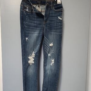 Judy Blue Medium Blue Distressed Skinny Jeans